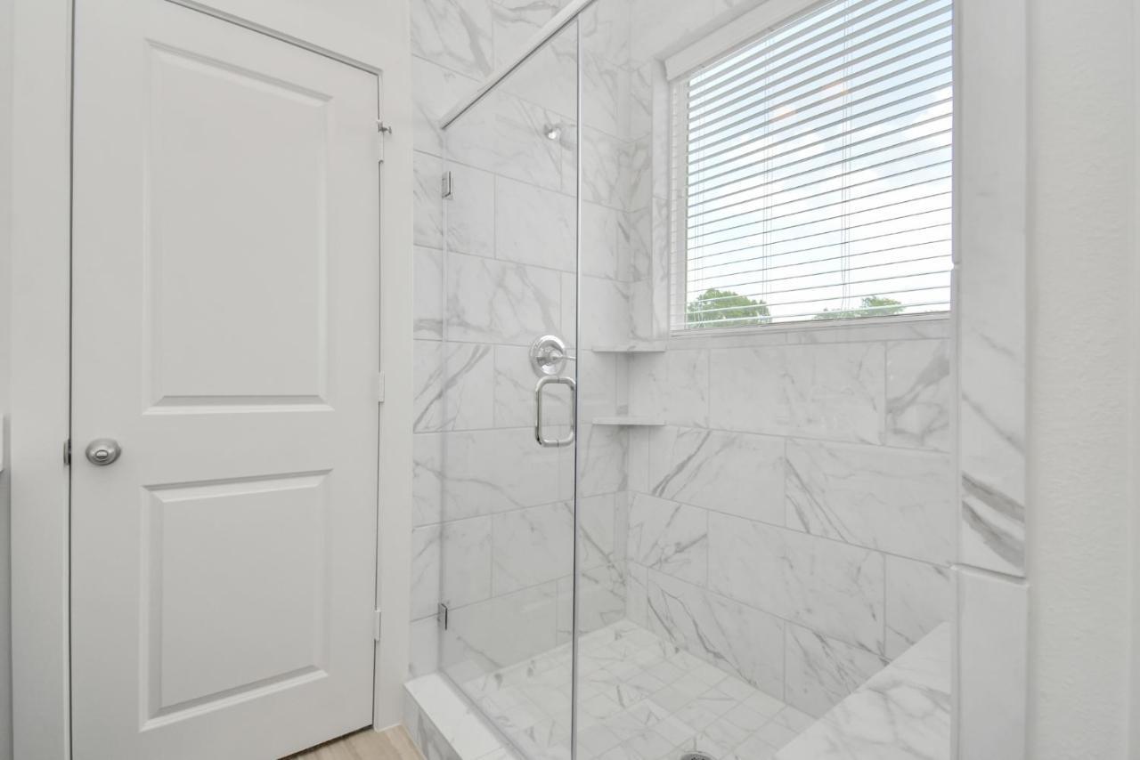 Casa Azure - New Modern 3 Bedroom Med Center, Nrg, Uh Houston Extérieur photo
